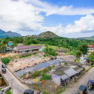 Hotel Oyo Preferred 15647 River View ***