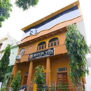 3* Hotel Oyo 46646 Surya